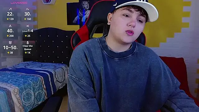 isabeautyx19 on StripChat