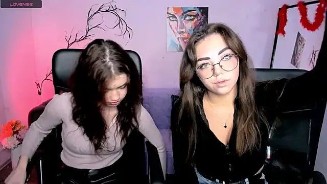 isabel_wave on StripChat