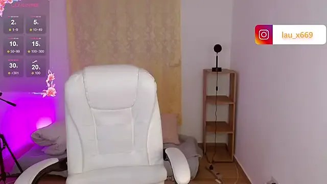 isabella1616 on StripChat