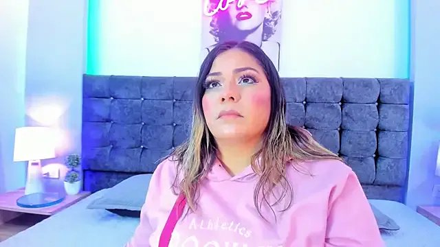 Freechat isabella_horney_ on StripChat