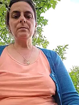 IsabelleCraft on StripChat