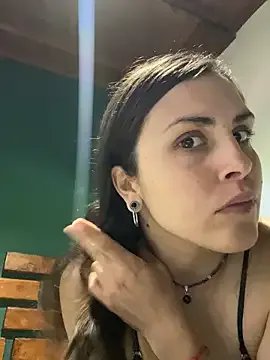 isadelasestrellas on StripChat