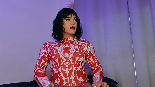 isahilton1 on StripChat