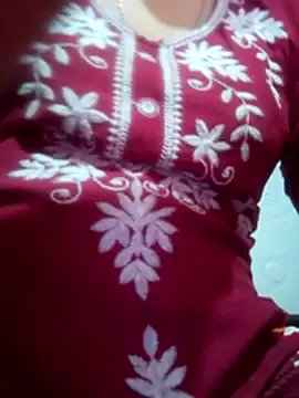 Freechat isha_sharma2002 on StripChat