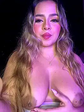 Freechat itsdanividarte on StripChat