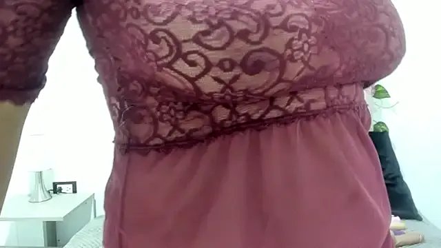 ivy_moon05 on StripChat