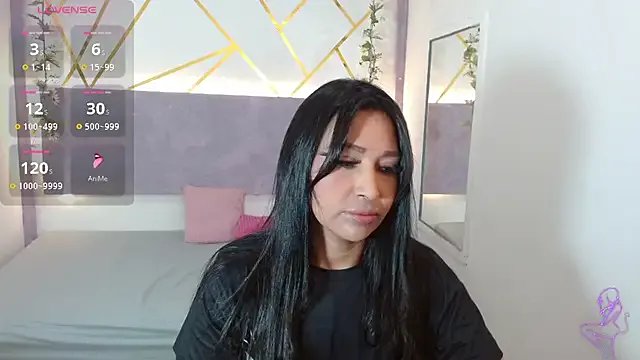 Freechat IvyShine7 on StripChat