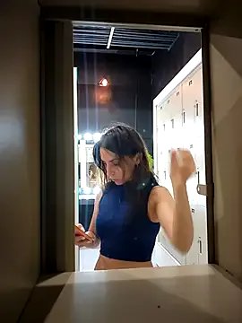 Freechat Izabella_Bella on StripChat