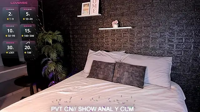 Jacky-wolf1 — FINGERS IN ASSHOLE + FREE WHEEL SPIN