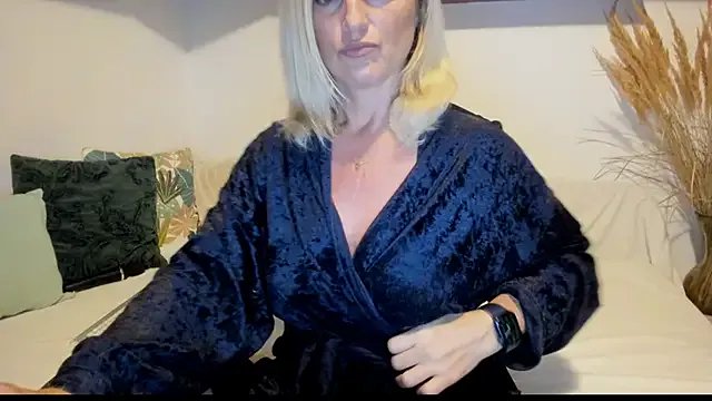 Jadore_able on StripChat