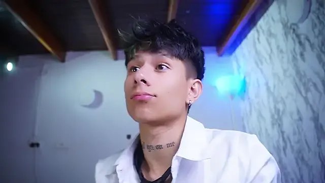 Jake_beach_ on StripChat