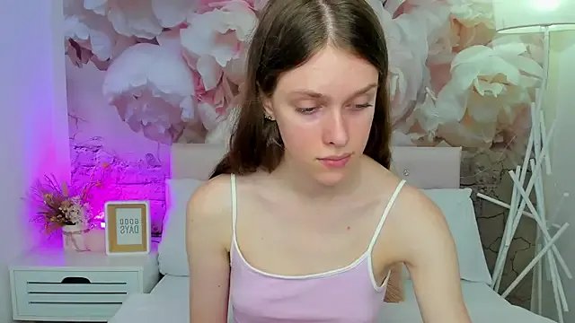 JaneBrowni on StripChat