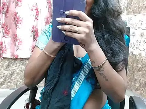 jannatmini on StripChat