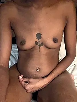 Jasmine_FullsShine on StripChat