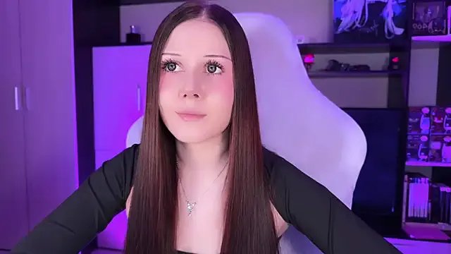 jasminevine on StripChat