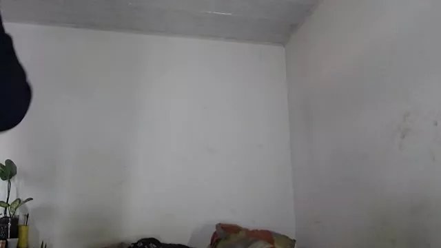 jasminne_ on StripChat