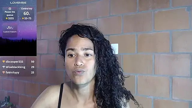 jasminne_ on StripChat