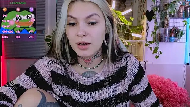 jelya_sg on StripChat