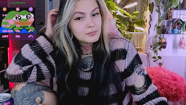 jelya_sg on StripChat