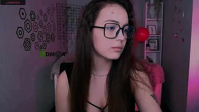 jennifer_sheil — make me wet with your tips