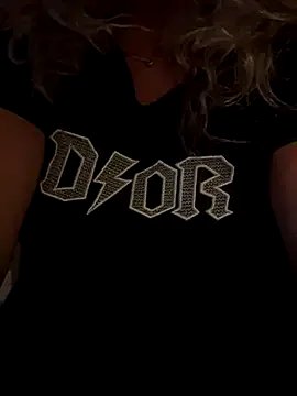 JenniLowen on StripChat