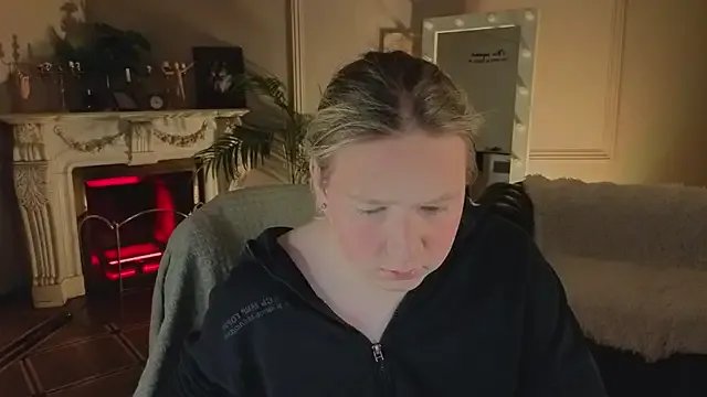 Jes_Solar on StripChat