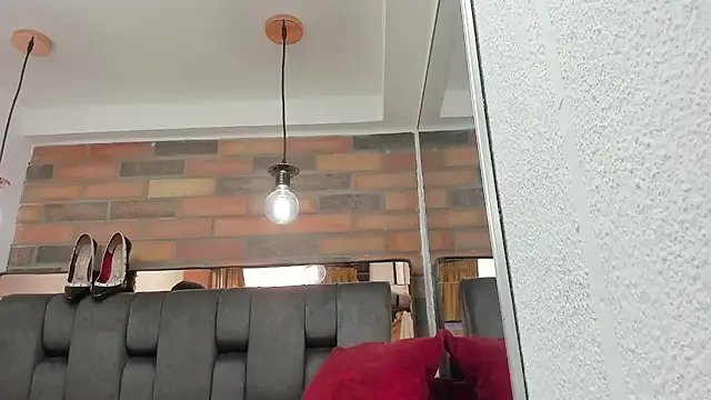 Freechat JESSYCORTES on StripChat