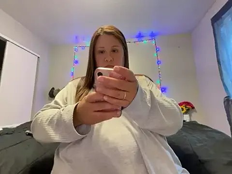 JizzyJazzunleashed on StripChat