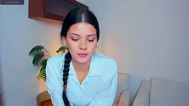 JoCauterucci on StripChat