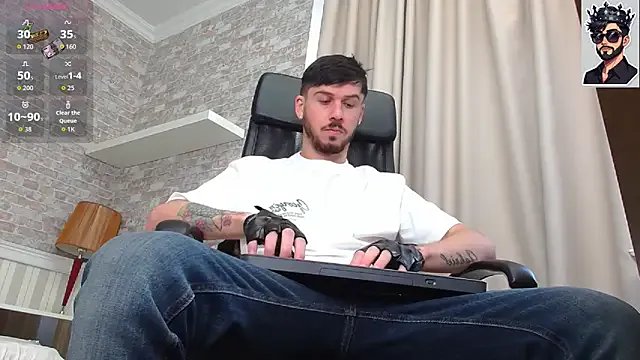 JonahShaw on StripChat