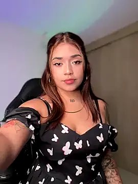 JoselinFlower_ on StripChat