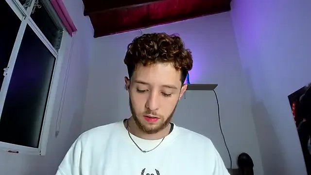 Freechat Juan_Castano on StripChat