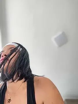 Freechat JuanitaMore01 on StripChat