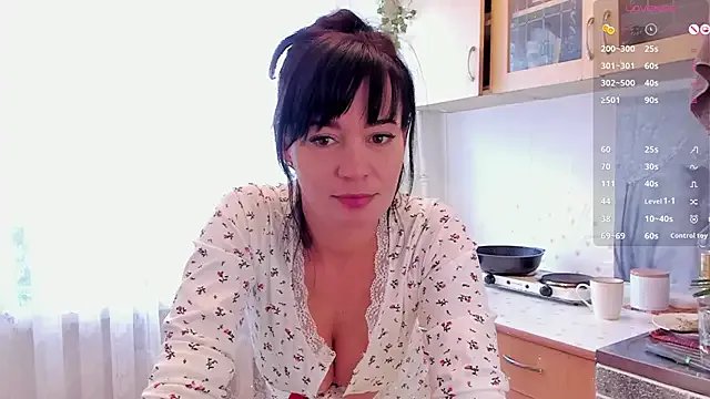 Julia__Frey on StripChat
