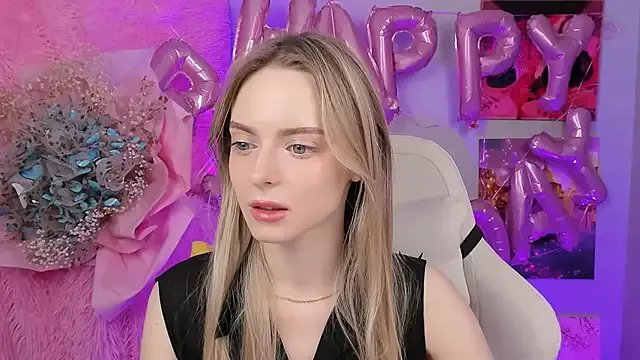 Freechat JuliaBrewwer on StripChat