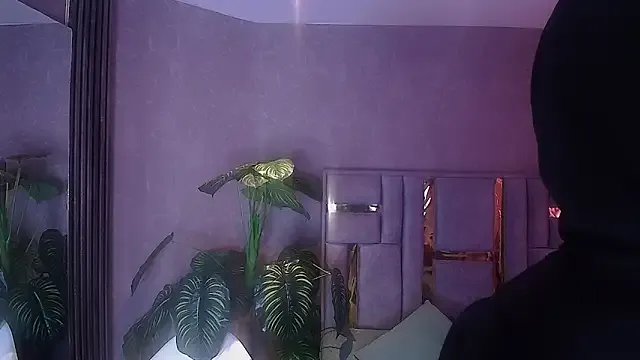 JuliaRose_ks on StripChat