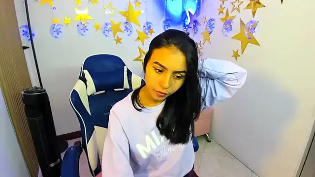 julieta_fn on StripChat