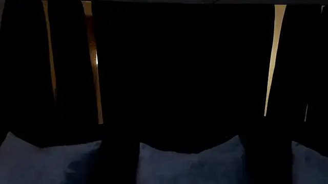 julieta_jewel on StripChat