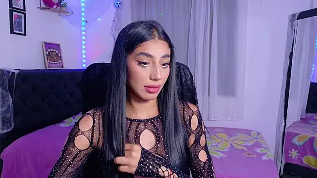 JulietaCheerr on StripChat