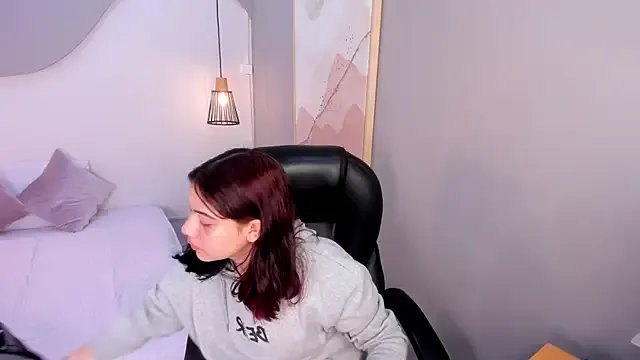 Julieth_brown_ on StripChat