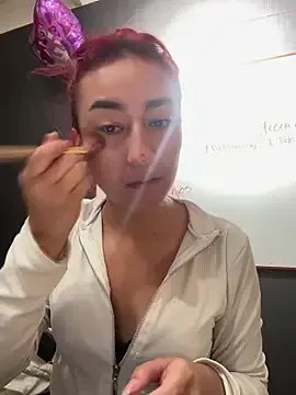 JuliethaDemon_ on StripChat