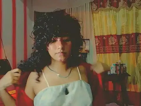 Freechat justcallmemargo on StripChat