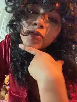 Freechat justcallmemargo on StripChat