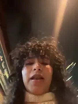 justcallmemargo — Showw titsss