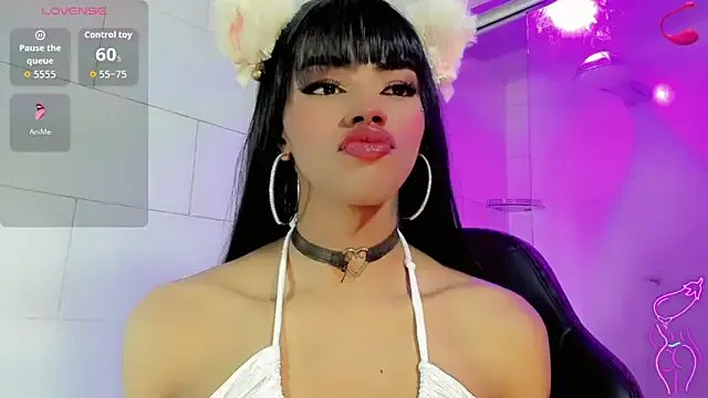 jymena_xxx on StripChat