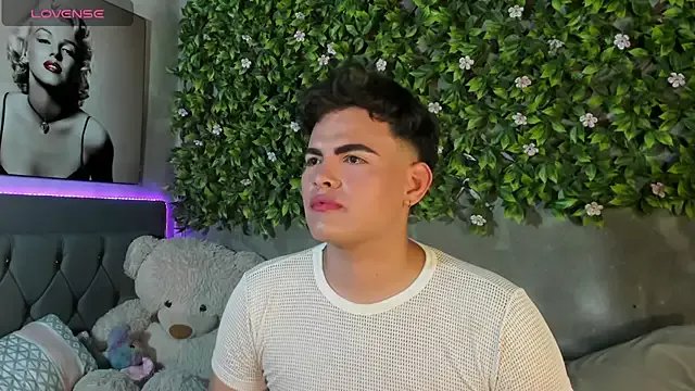 kamii_22 on StripChat