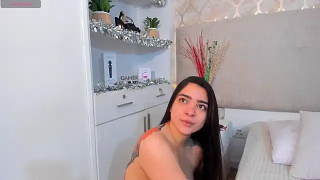 KamilaBetancourt on StripChat