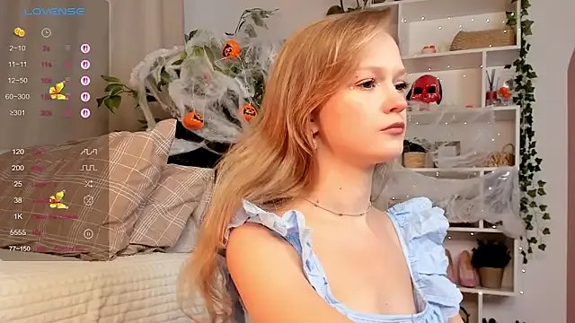 Freechat Kara_smalltits on StripChat