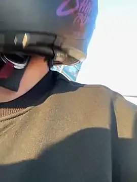 Freechat karenlennox1 on StripChat