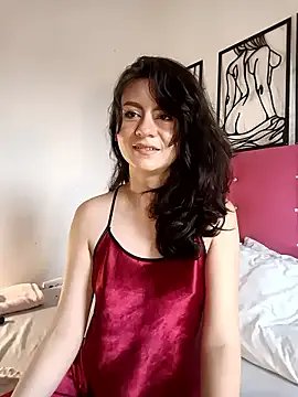 KarinaBianco_ — topless and tease with oil on tits